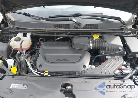 2021 Chrysler Voyager Lx из США, поврежденный, VIN 2C4RC1CG6MR577477